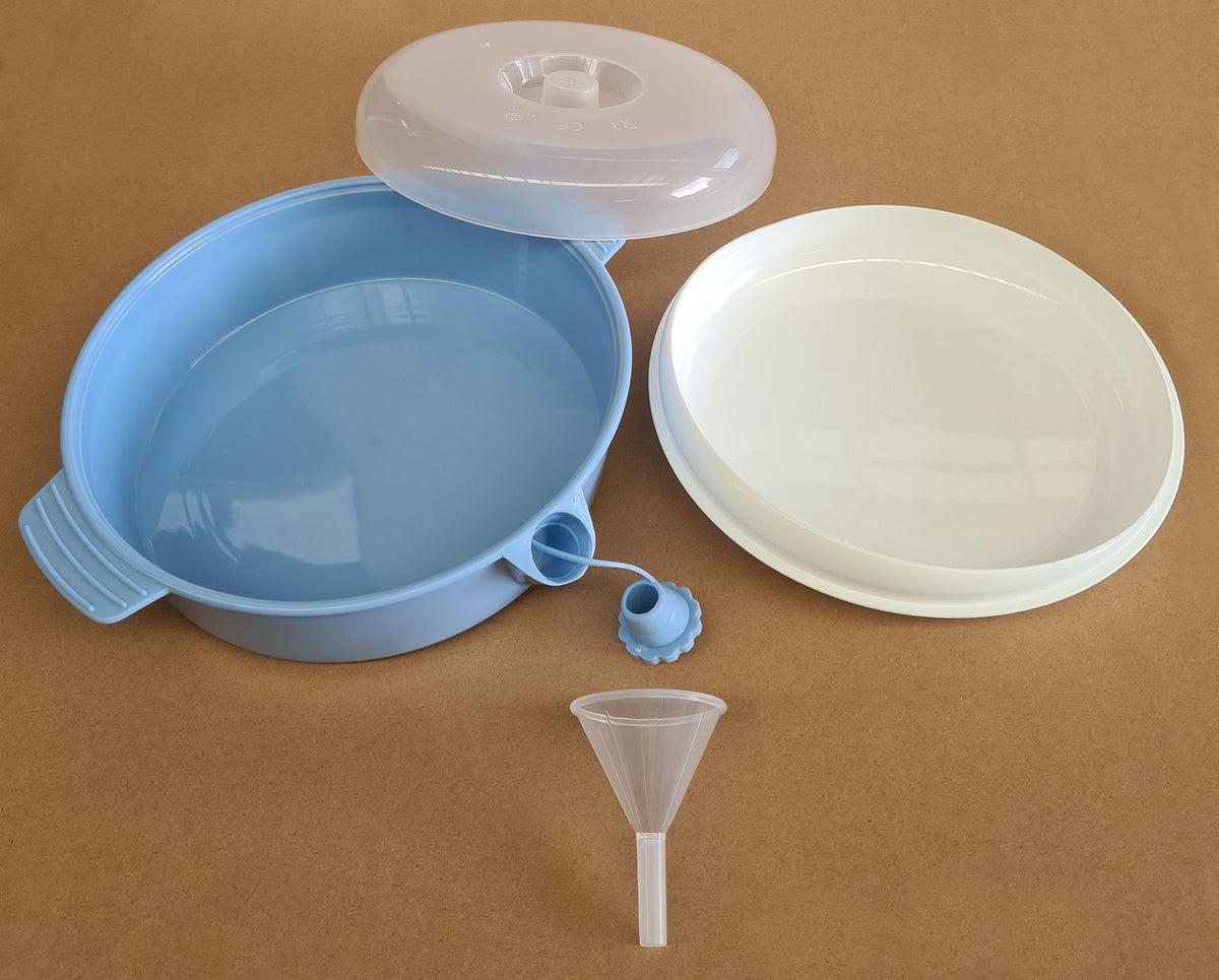 Keep Warm / Cold Dish with Funnel – alternate view