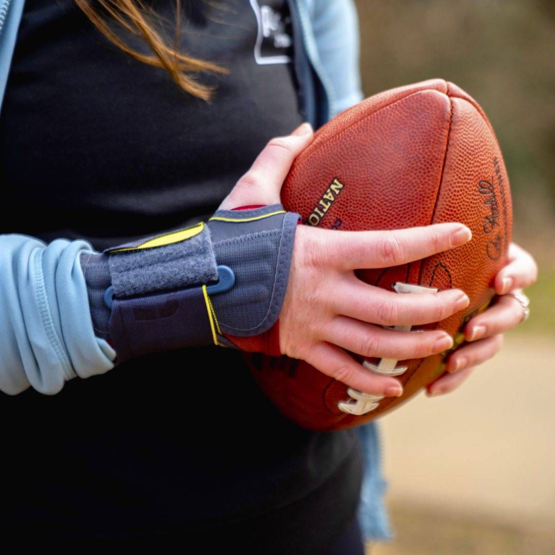 Push Sports Wrist Brace, Right/Left Hand